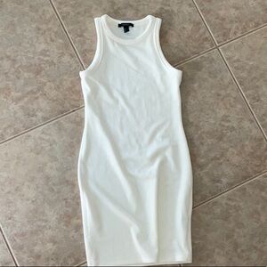 Elegant White Sleeveless Dress